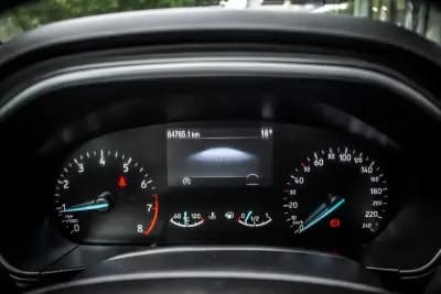 Vendo Ford Focus SW 2023 - 18990 EUR, 64785 km - AUTO.MOTO.pt