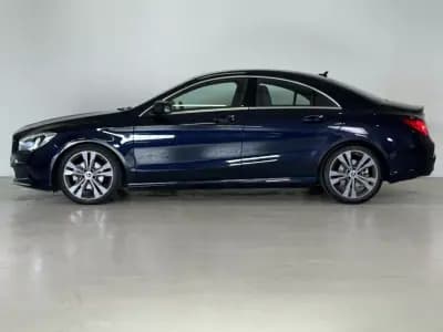 Vendo Mercedes-Benz CLA 180 2018 - 21950 EUR, 77215 km - AUTO.MOTO.pt
