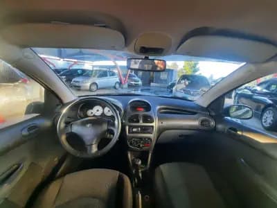Vendo Peugeot 206 SW 2004 - 2500 EUR, 295418 km - AUTO.MOTO.pt