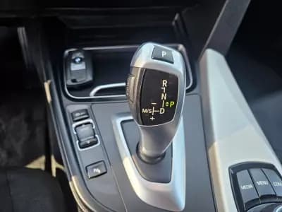 Sell BMW 318 2019 - 21800 EUR, 98000 km - AUTO.MOTO.pt