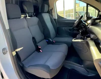 Vendo Peugeot Partner 2020 - 9750 EUR, 201524 km - AUTO.MOTO.pt