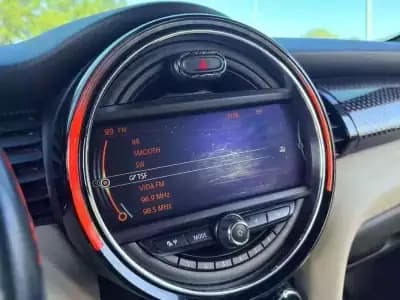 Sell MINI 2015 - 18900 EUR, 132000 km - AUTO.MOTO.pt