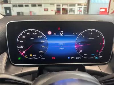 Vendo Mercedes-Benz GLC 220 2024 - 72990 EUR, 24415 km - AUTO.MOTO.pt