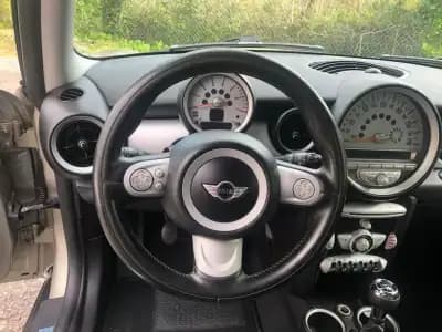 Vendo MINI 2008 - 7999 EUR, 300000 km - AUTO.MOTO.pt