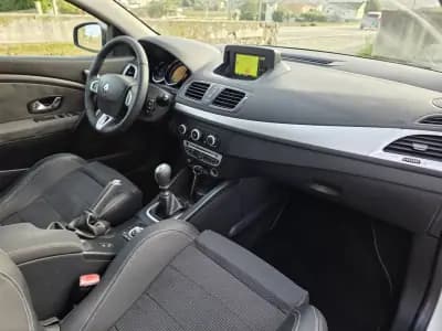 Vendo Renault Mégane Coupe 2011 - 8990 EUR, 234000 km - AUTO.MOTO.pt