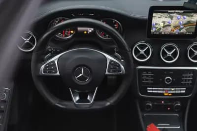 Vendo Mercedes-Benz CLA 200 2018 - 22900 EUR, 168433 km - AUTO.MOTO.pt