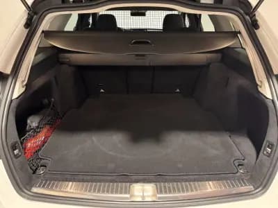 Vendo Mercedes-Benz C 180 2019 - 21900 EUR, 145879 km - AUTO.MOTO.pt