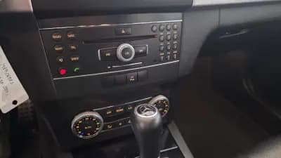 Vendo Mercedes-Benz GLK 250 2011 - 19900 EUR, 170359 km - AUTO.MOTO.pt