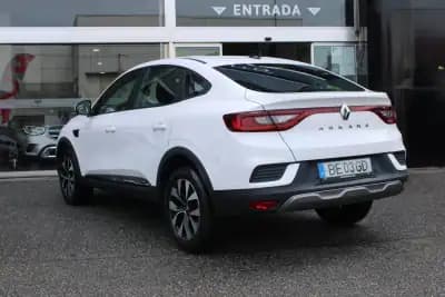Vendo Renault Arkana 2022 - 22900 EUR, 19627 km - AUTO.MOTO.pt