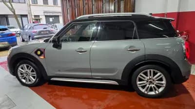 Sell MINI Countryman 2018 - 21550 EUR, 127363 km - AUTO.MOTO.pt