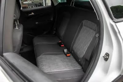 Vendo Opel Crossland X 2020 - 11980 EUR, 87391 km - AUTO.MOTO.pt