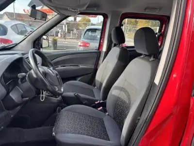 Sell Fiat Doblo 2010 - 8500 EUR, 205221 km - AUTO.MOTO.pt
