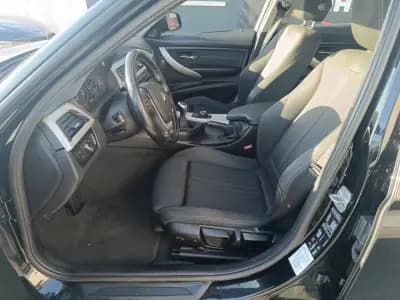 Vendo BMW 320 2017 - 16900 EUR, 131470 km - AUTO.MOTO.pt