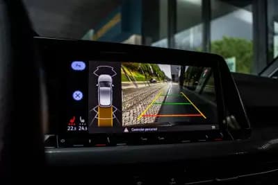 Vendo Volkswagen Golf 2022 - 34990 EUR, 72017 km - AUTO.MOTO.pt