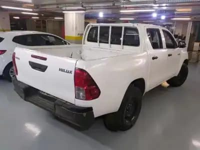 Sell Toyota Hilux 2017 - 29999 EUR, 100000 km - AUTO.MOTO.pt