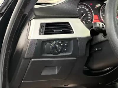 Vendo BMW 320 2007 - 12900 EUR, 245795 km - AUTO.MOTO.pt