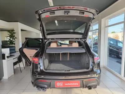 Vendo Porsche Macan 2024 - 86500 EUR, 20700 km - AUTO.MOTO.pt
