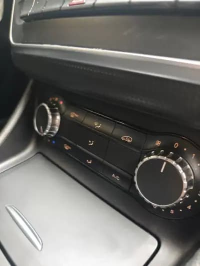 Sell Mercedes-Benz A 180 2014 - 12990 EUR, 179000 km - AUTO.MOTO.pt