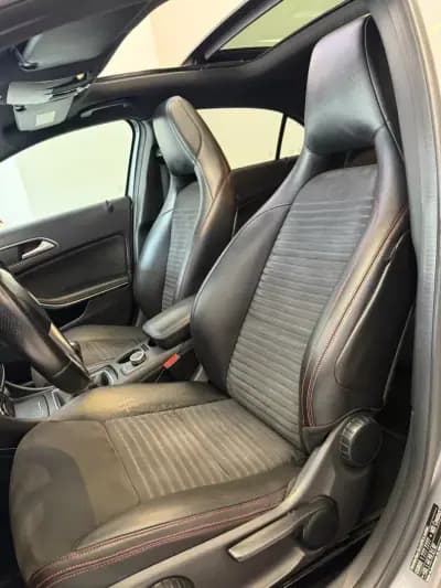 Vendo Mercedes-Benz A 180 2014 - 16299 EUR, 191000 km - AUTO.MOTO.pt