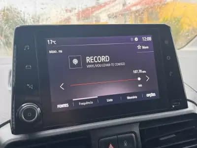 Vendo Opel Combo 2022 - 13950 EUR, 129000 km - AUTO.MOTO.pt