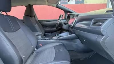 Vendo Nissan Leaf 2021 - 14400 EUR, 43000 km - AUTO.MOTO.pt