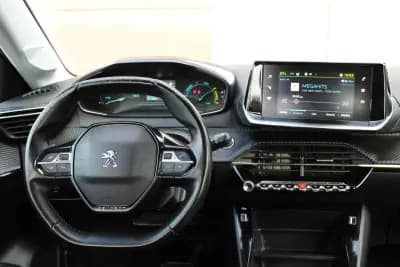 Sell Peugeot e-208 2020 - 13990 EUR, 144000 km - AUTO.MOTO.pt
