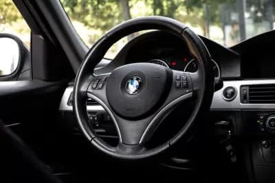 Sell BMW 318 2009 - 8990 EUR, 251602 km - AUTO.MOTO.pt