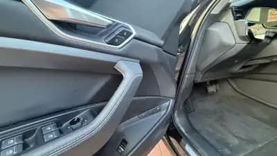 Vendo Audi e-tron 2019 - 27990 EUR, 99000 km - AUTO.MOTO.pt