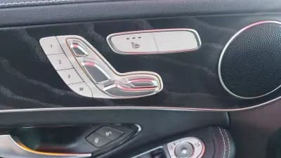 Vendo Mercedes-Benz C 300 2020 - 24999 EUR, 175000 km - AUTO.MOTO.pt