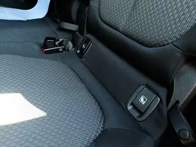 Vendo BMW X1 2019 - 25990 EUR, 121739 km - AUTO.MOTO.pt