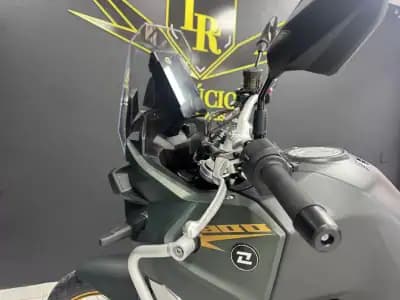 Vendo mota Kove Moto 800X Pro 2025 - 7990 EUR, 0 km - AUTO.MOTO.pt