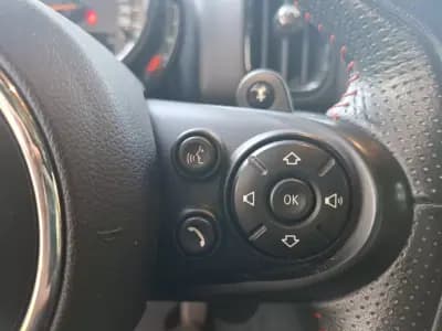 Vendo MINI Countryman 2018 - 26500 EUR, 94200 km - AUTO.MOTO.pt