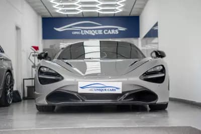 Vendo McLaren 720 2019 - 275000 EUR, 17500 km - AUTO.MOTO.pt