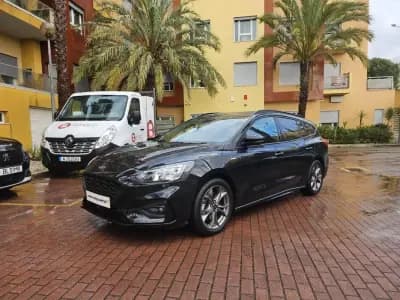 Sell Ford Focus SW 2021 - 19890 EUR, 20000 km - AUTO.MOTO.pt