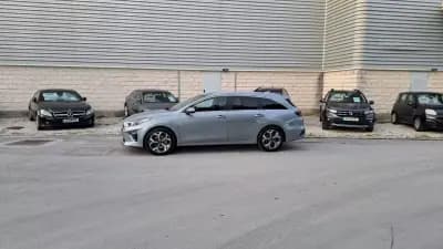 Vendo Kia Ceed SW 2018 - 12890 EUR, 154828 km - AUTO.MOTO.pt