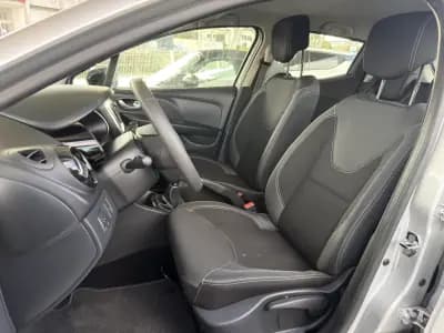 Sell Renault Clio 2018 - 10990 EUR, 95000 km - AUTO.MOTO.pt