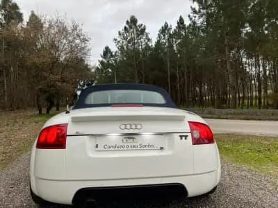 Sell Audi TT Coupé 2004 - 11990 EUR, 176402 km - AUTO.MOTO.pt
