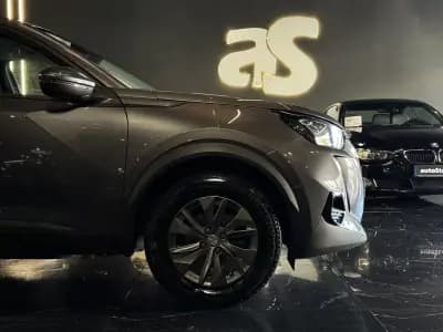 Vendo Peugeot 2008 2020 - 16990 EUR, 140450 km - AUTO.MOTO.pt