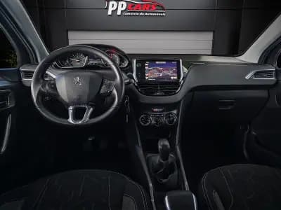 Sell Peugeot 2008 2017 - 14450 EUR, 150000 km - AUTO.MOTO.pt