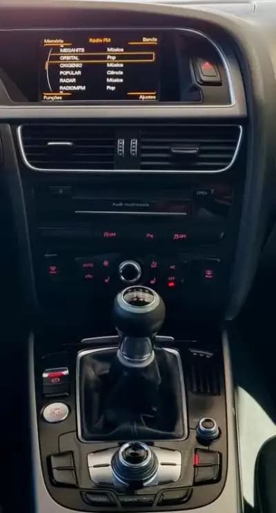 Vendo Audi A5 Cabrio 2013 - 17500 EUR, 233000 km - AUTO.MOTO.pt