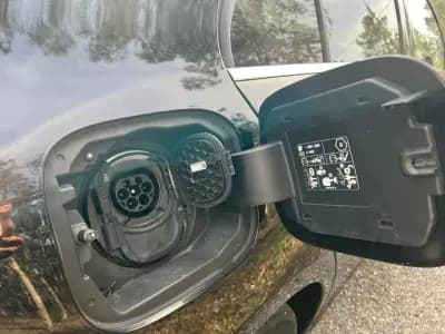 Sell Mercedes-Benz A 250 2021 - 25900 EUR, 98000 km - AUTO.MOTO.pt