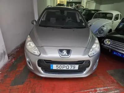 Vendo Peugeot 308 SW 2012 - 4999 EUR, 282857 km - AUTO.MOTO.pt