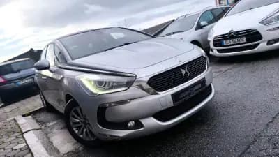 Vendo Citroën DS5 2016 - 11500 EUR, 190000 km - AUTO.MOTO.pt