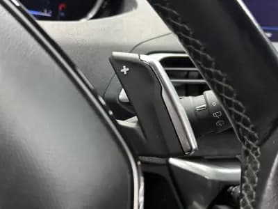 Vendo Peugeot 3008 2020 - 20100 EUR, 142000 km - AUTO.MOTO.pt