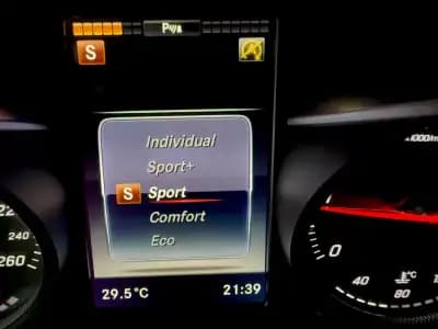 Sell Mercedes-Benz C 200 2015 - 17999 EUR, 175000 km - AUTO.MOTO.pt