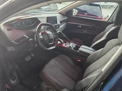 Vendo Peugeot 3008 2020 - 18999 EUR, 72900 km - AUTO.MOTO.pt