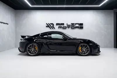 Sell Porsche 718 Cayman 2021 - 134950 EUR, 23000 km - AUTO.MOTO.pt