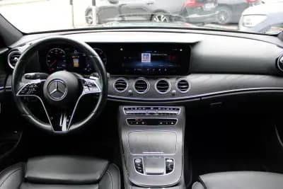 Vendo Mercedes-Benz E 220 2021 - 36900 EUR, 78024 km - AUTO.MOTO.pt