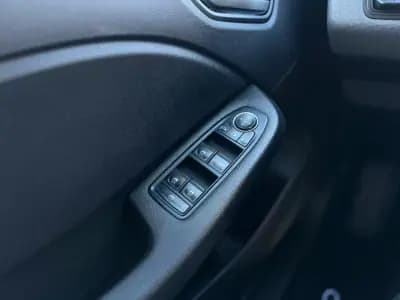 Vendo Renault Clio 2024 - 16450 EUR, 40000 km - AUTO.MOTO.pt