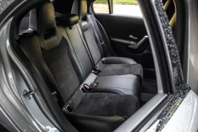 Sell Mercedes-Benz A 180 2021 - 25750 EUR, 161794 km - AUTO.MOTO.pt